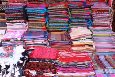 PAŞMİNA eşarplar moda dükkan Satılık yığını