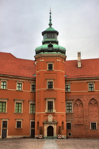 Detailní Záběr Věž Královského Hradu Varšavě Polsko — Stock fotografie