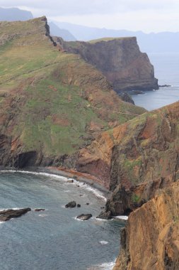 Portekiz, Madeira 'nın kuzeydoğusunda yer alan Saint Lawrence Yarımadası veya Ponta de Sao Lourenco