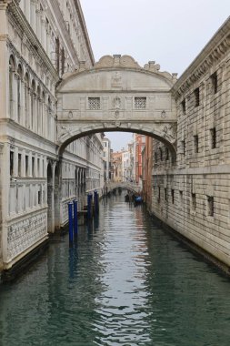 Venedik, İtalya 'da İç Çekiş Köprüsü
