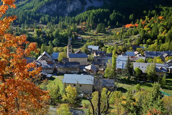 Allgemeine Ansicht Von Nevache Hautes Alpes Französisch Südlichen Alpen Frankreich — Stockfoto