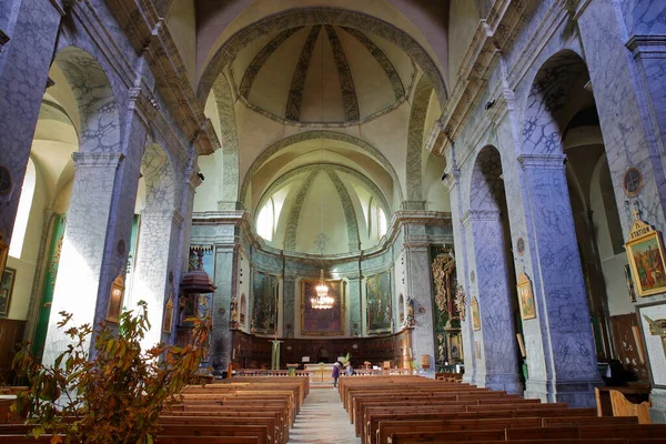 Briancon Southern Alps Γαλλια Σεπτεμβριου 2022 Πολύχρωμο Εσωτερικό Της Εκκλησίας — Φωτογραφία Αρχείου