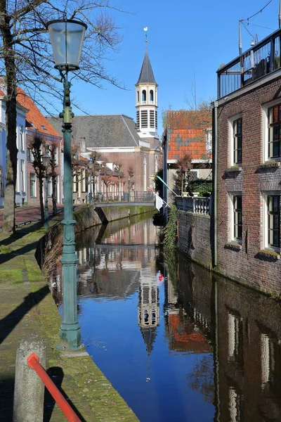 Reflecties Van Elleboogkerk Langs Langegracht Amersfoort Utrecht Nederland — Stockfoto