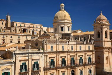Noto, Syracuse, Sicilya, İtalya 'daki Piazza del Duomo (Duomo Meydanı)' nda bulunan St. Nicholas Katedrali 'ne yakın plan.