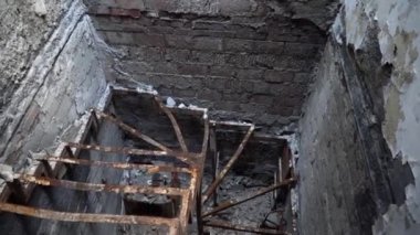 Apartman dairesinde yangın çıktı..