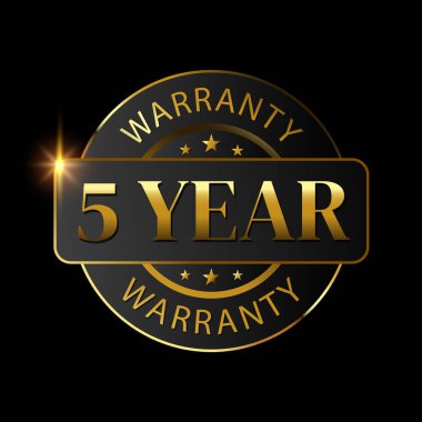 Altın kalkanlı ve altın kurdeleli 5 yıllık garanti logosu. Vektör illüstrasyonu.