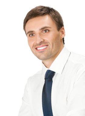Genç mutlu iş adamının portresi, beyaz arka planda izole edilmiş.