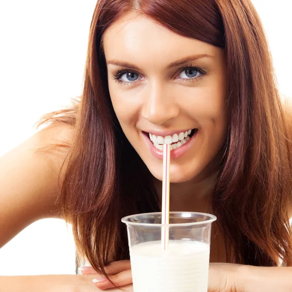 Vacker Kvinna Dricka Mjölk Isolerade Över Vit Bakgrund — Stockfoto