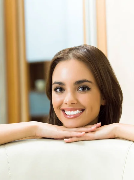 Portrait Young Woman Home — Stock Photo, Image