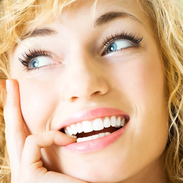 Portrait Happy Cheerful Smiling Thinking Young Beautiful Blond Woman Indoors — Stock Photo, Image