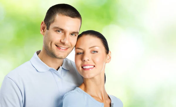 Portrait Young Happy Smiling Attractive Amorous Couple Outdoors — Stock Photo, Image