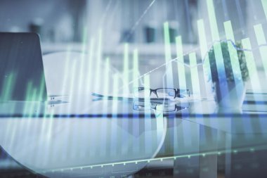 Finansal grafik çizimine ve ofis içi arka planına çifte maruz kalma. Borsa konsepti.