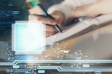 Teknoloji ve dijital kodlama simgeleriyle arka planda kadın elinin çifte pozu. Veri geliştirme konsepti. Kapat..