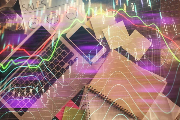 Finansmarknaden Diagram Och Ovanifrån Dator Skrivbordet Bakgrund Multiexponering Investeringsidé — Stockfoto