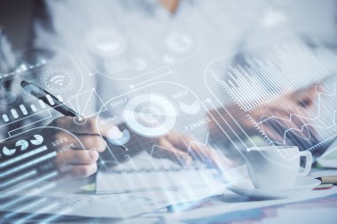 Teknoloji temasının arka plan notları alan insanların üzerine çift pozlanması. Teknoloji kavramı