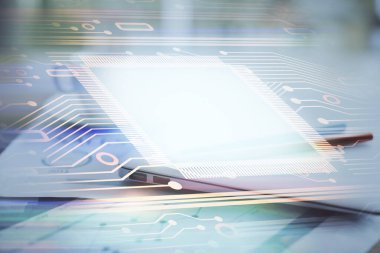 Arka planda bilgisayar ve veri temalı hologram tablosu çift pozlama. Veri teknolojisi kavramı.