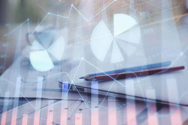 Hologram Forex Stole Počítačovým Pozadím Dvojité Vystavení Koncepce Finančních Trhů — Stock fotografie