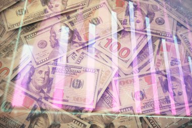 Forx grafiğinin çok sayıda görüntüsü bize dolar banknotları arka planında görünüyor. Finansal başarı piyasası kavramı.