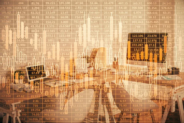 株式市場チャートのマルチ露出図面やオフィスインテリアの背景 金融分析の概念 — ストック写真