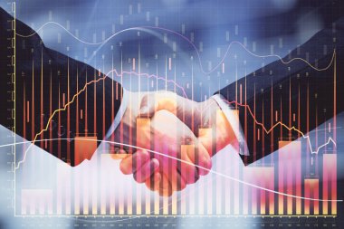 Forx grafik hologramı ve iki adamın el sıkışması. Borsa konsepti.
