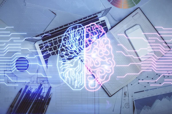 Üst Görünüm Çalışma Masası Arka Planında Bilgisayarla Beynin Hologramına Çoklu — Stok fotoğraf