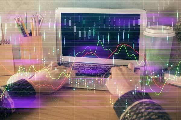 Dubbele Blootstelling Van Vrouw Handen Typen Computer Forex Grafiek Hologram — Stockfoto