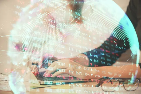 Multi Blootstelling Van Vrouw Handen Typen Computer Zakelijke Thema Hologram — Stockfoto
