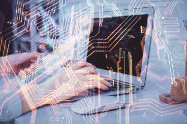 Bilgisayar ve teknoloji temalı çizimlerde kadın elinin çifte pozlanması. Yüksek Teknoloji kavramı.