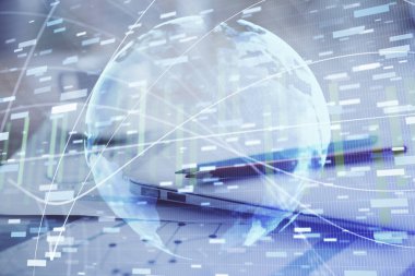 İş teması simgelerinin çifte pozlandırılması ve bilgisayar geçmişi olan çalışma alanı. Başarı kavramı.