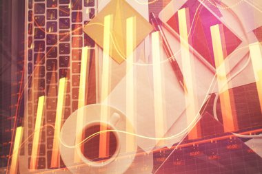 Bilgisayarla arka plan üzerine iki kat mali şema çizimi. Araştırma ve analiz kavramı. Üst görünüm.