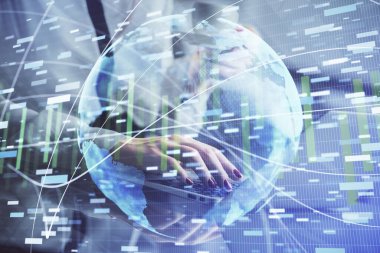 Kadın elinin bilgisayar ve iş temalı hologram çizimlerinde çok fazla pozlanması. Başarı konsepti.