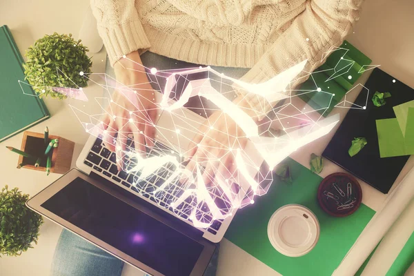 Dubbele Blootstelling Van Vrouw Handen Werken Computer Handdruk Hologram Tekening — Stockfoto