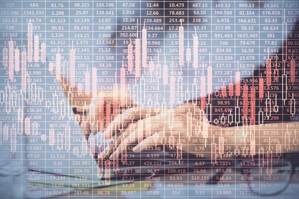 Wielokrotna Ekspozycja Kobiecych Dłoni Komputerowym Finansowym Rysunku Hologramu Koncepcja Analizy — Zdjęcie stockowe