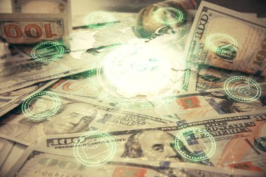 Sosyal ağların çoklu pozlanması bize dolar banknotları veriyor. İnsanlarla bağlantı kavramı.