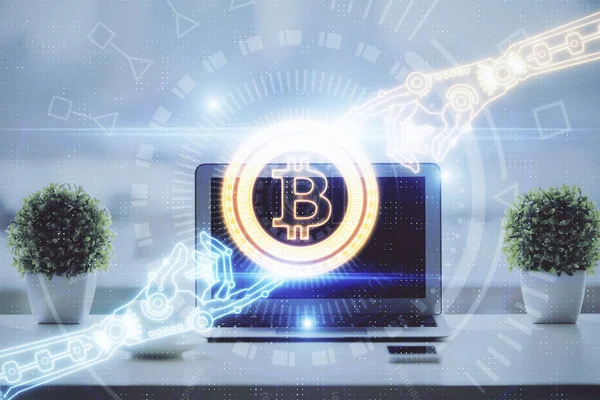 ブロックチェーンと暗号経済のテーマのホログラムとコンピュータの背景を持つテーブルの二重暴露 ビットコイン暗号通貨の概念 — ストック写真