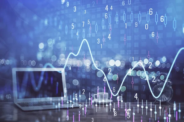 株式市場のグラフとコンピュータの背景を持つテーブル 露出を2倍 金融分析の概念 — ストック写真