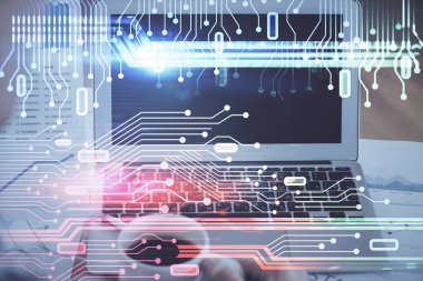 Dizüstü bilgisayar ve teknoloji temalı holograma çifte maruz kalma. Serbest çalışma kavramı.