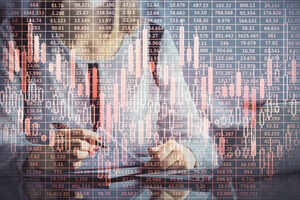 Dubbele Blootstelling Van Zakenvrouw Handen Typen Computer Financiële Grafiek Hologram — Stockfoto
