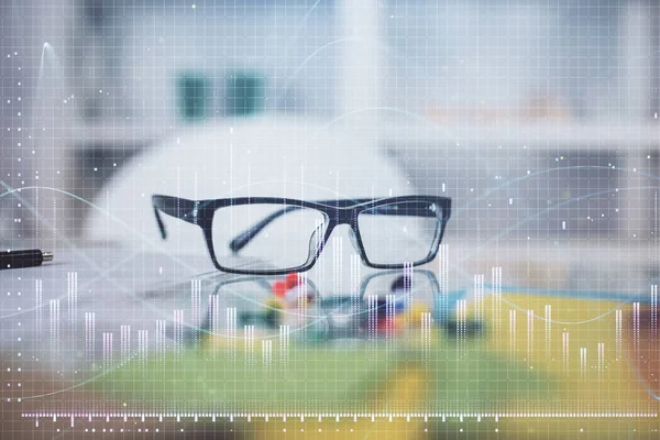 Hologramm Der Finanzgrafik Mit Brille Auf Dem Tischhintergrund Geschäftskonzept Doppelbelastung Stockbild