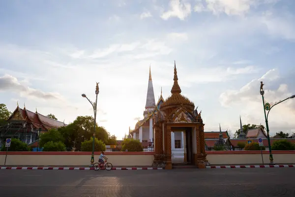 Wat Phra Mahathat Woramahawihan, Nakhon Si Thammarat bölgesinin ana tapınağı, Güney Tayland.