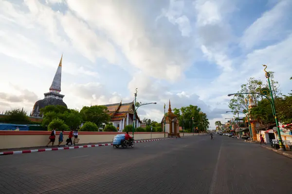  Nakhon Si Thammarat Eyaleti