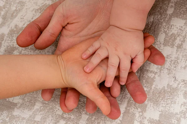 Children Hands Hands Mother Mother Light Background Space Text — Stock Photo, Image
