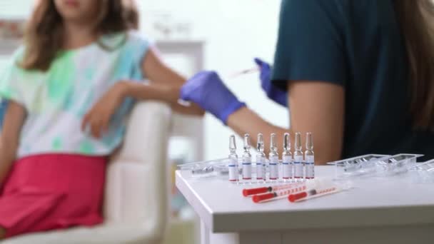Female Nurse Doctor Vaccinating Child Concept Vaccination Program Childrens Vaccination — Stock Video