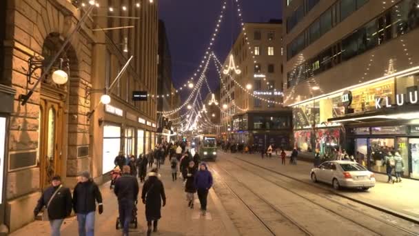 Helsingfors Finland Dec 2022 Många Människor Och Ljusa Dekorationer Stadens — Stockvideo