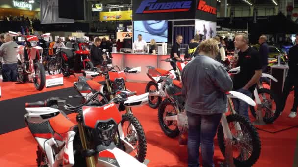 Helsinki Finland Feb 2023 Leistungsstarkes Sport Enduro Bike Motorräder Mopeds — Stockvideo