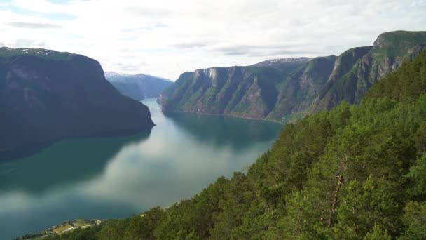 Aurlandsfjord Fiord Niesamowity Krajobraz Norwegia Skandynawia Krajowa Trasa Turystyczna Aurlandsfjellet — Wideo stockowe