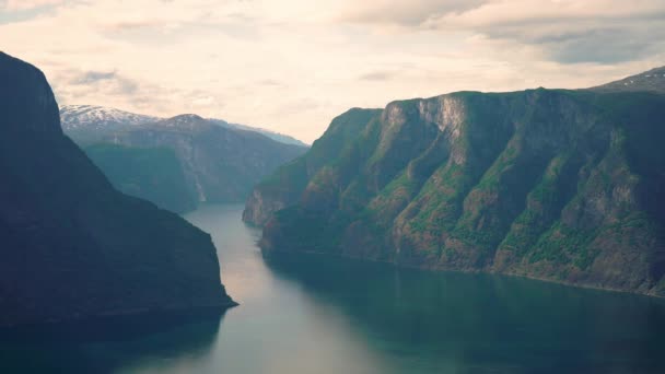 Aurlandsfjord Fjord Úžasná Krajina Norsko Skandinávie Národní Turistická Trasa Aurlandsfjellet — Stock video