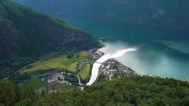 Utsikt Från Stegasteins Utsiktsplats Den Pittoreska Staden Flam Flomsdalen Och — Stockvideo