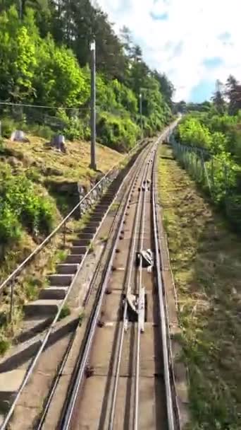 Funicular Floibanen Bergen Teleférico Para Deck Observação Montanha Floyen Floien — Vídeo de Stock