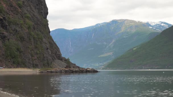 Aurlandsfjord Harika Bir Manzara Norveç Skandinavya Norveç Turizm Beldesi Flam — Stok video